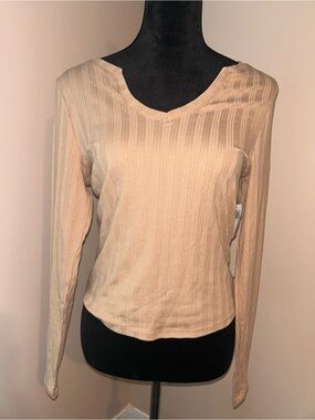Old Navy Loves You Ribbed V-Neck Long Sleeve Top